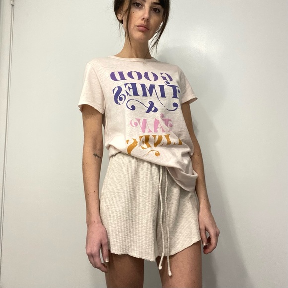 Junk Food Babe Good Times & Tan Lines Graphic T-Shirt NWT - Picture 3 of 7